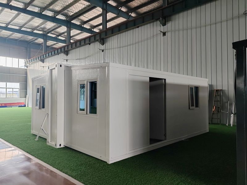 F700 Expandable Container House - chayohouse